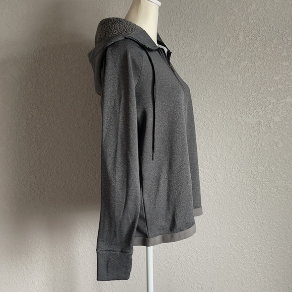 Columbia | 1/4 Zip Pullover - Picture 4 of 6